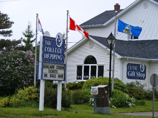 The College of Piping and Celtic Performing Arts of Canada